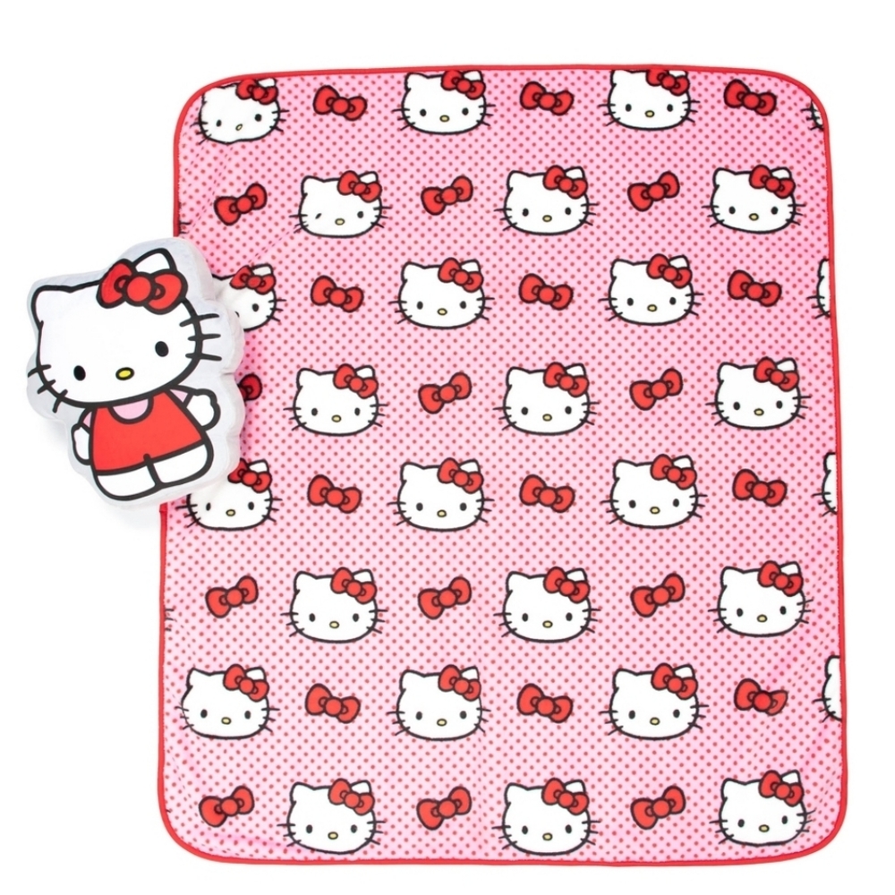 COPY - Hello Kitty Pillow and throw Set